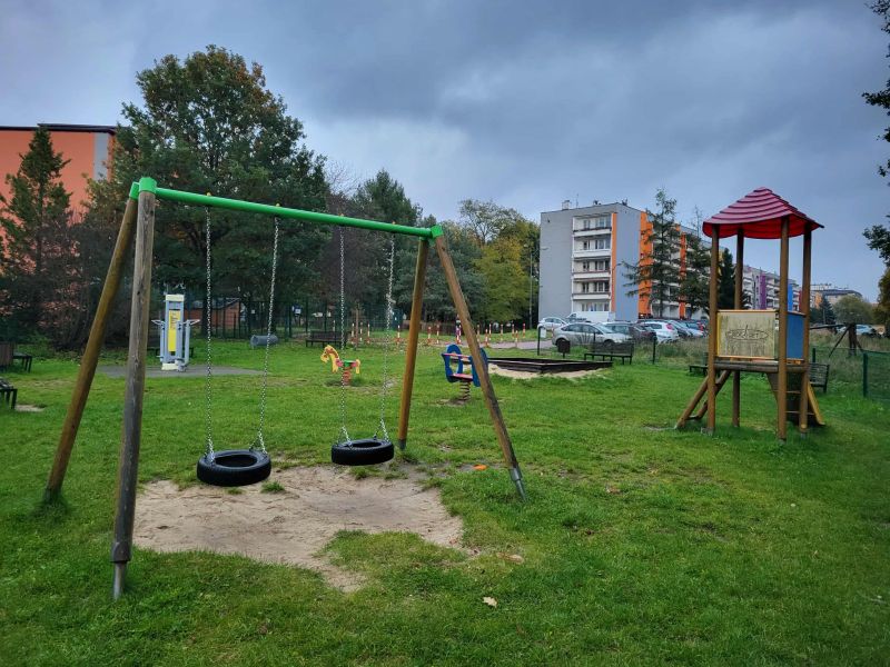 Plac Zabaw i Siłownia Terenowa