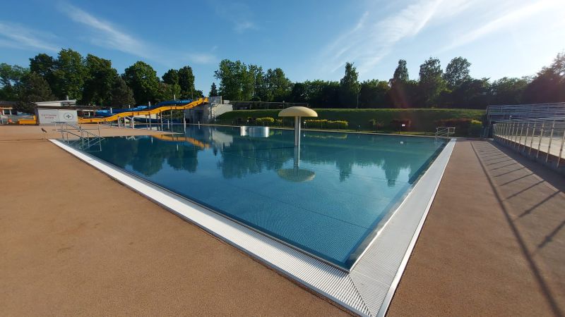 Basen Letni Nowy Bytom